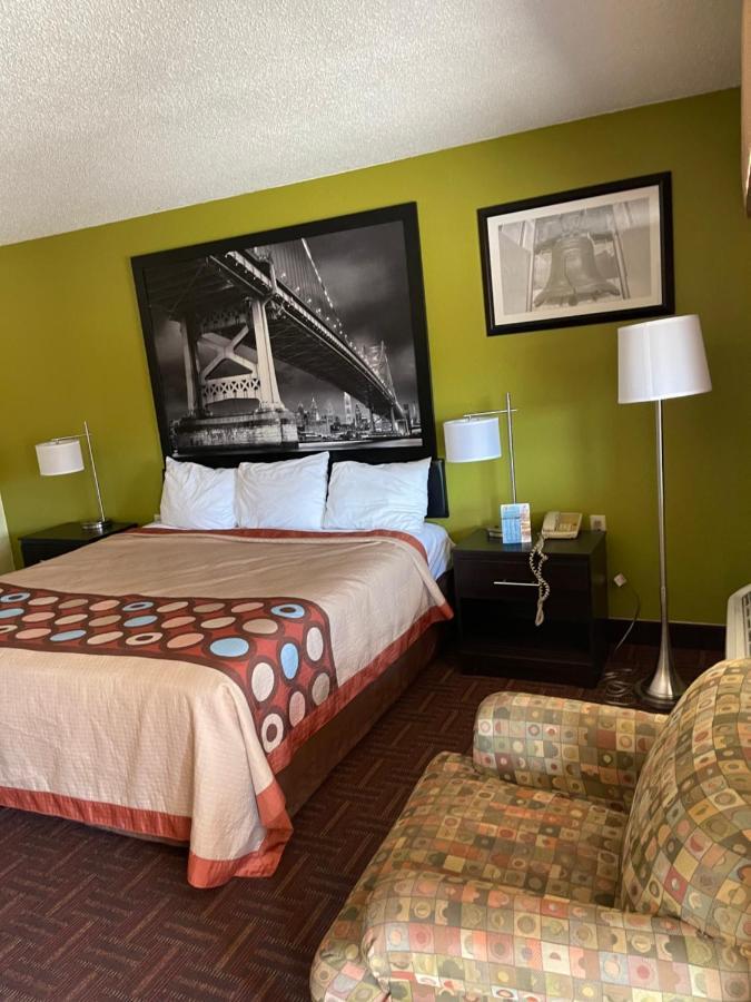Royal Inn Bellmawr Bagian luar foto